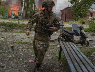 烏克蘭澤倫斯基敦促俄羅斯在哈爾科夫地區推進時保持冷靜