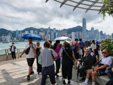 香港需要更多直飛8個新城市的獨自旅行者計劃以鼓勵消費：商界領袖