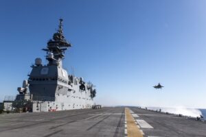 US lands F-35B on Japanese ship for the first time