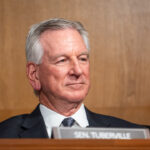 Senator Introduces Legislation to Ban US Visas for Chinese, Iranian Students