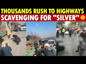 China’s Economy Sinks, People Hunt for Quick Money! Thousands in Henan Grab “Silver” on Highways
