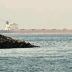 US moves to block Iranian ports as Tehran threatens retaliatory strikes on Gulf hubs