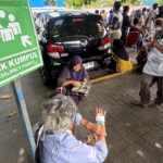Panicked residents flee as ‘extremely strong’ earthquake hits Indonesia’s Sulawesi