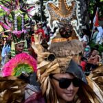 Indonesian Islamic body warns against cross-dressing in Independence Day games