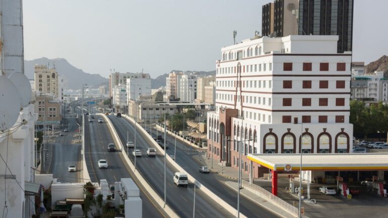Chinese firms keen on investing in Oman’s International Financial Centre: official
