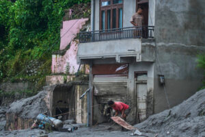 Death Toll in Nepal-Tibet Flood Tops 1,100 as China’s Tibet Toll Remains Unchanged for Days