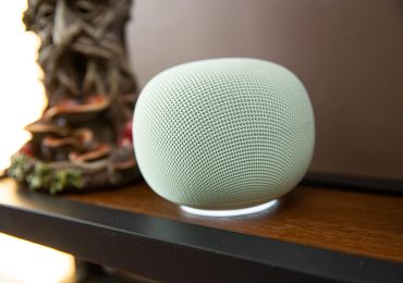 Some Google Home Speakers caught downloading hundreds of gigs of data