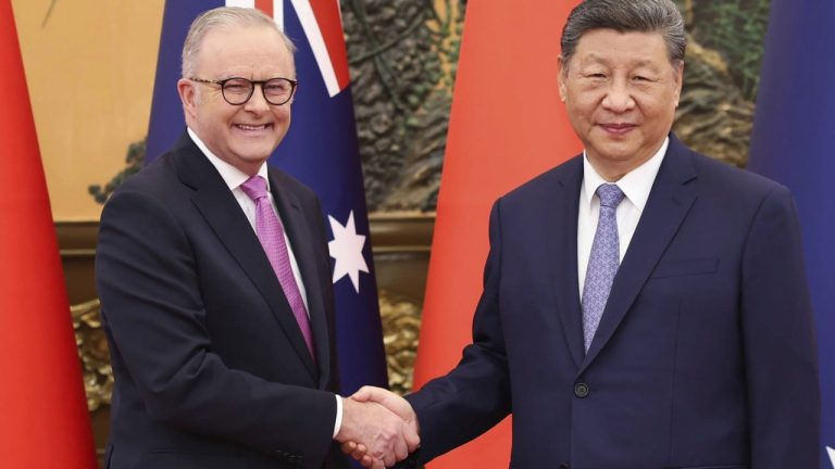 Australian PM to visit Beijing after China-hosted Apec summit as tensions simmer