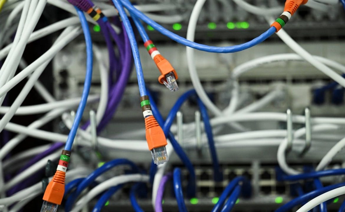 Websites pulled offline worldwide as AI finds critical security flaws
