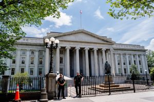 Treasury Proposes Expanding US Investment Curbs on Chinese AI, Biotech