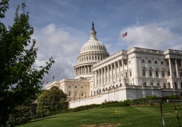 Illinois Man Charged With Mailing Threatening Letters Containing White Powder to Lawmakers