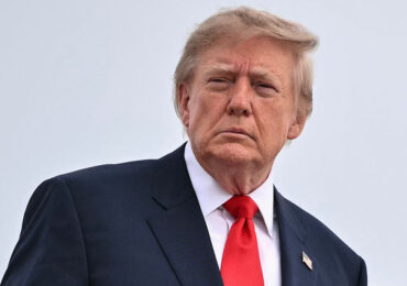 Trump Says Houthis Trying to Increase Oil Prices Before Midterms